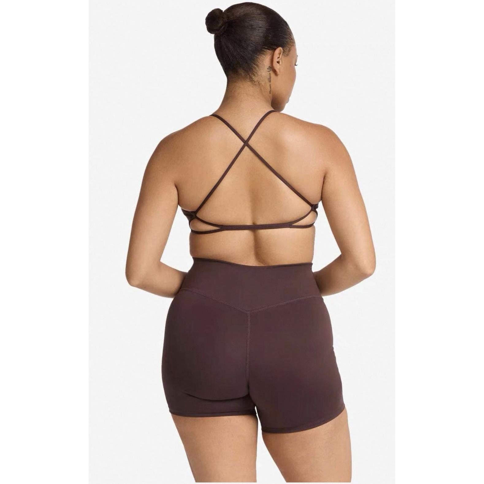 Feminine Cross-Back Sculpt Bra